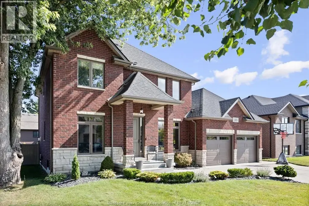 225 Elsworth, LaSalle